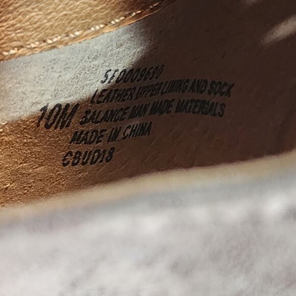 Sofft Ankle Boot Booties sz 10M Women Wyoming Taupe Laser Cut Leather 2" Western - Picture 12 of 12